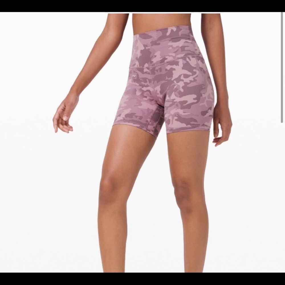 Lululemon Align Shorts size 4 6 inch Pink Camo